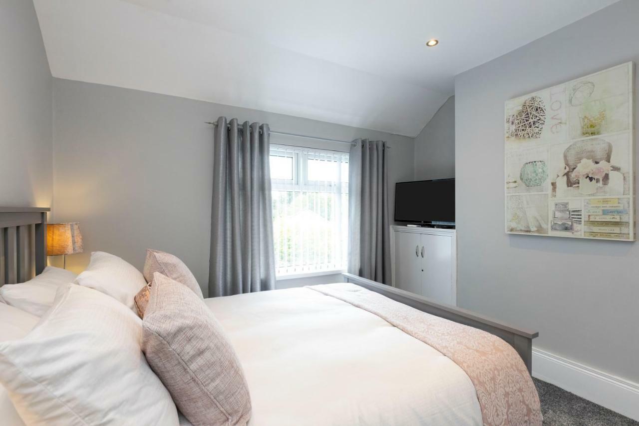 Chestnut House, Beautiful, spacious&comfortable Belfast Extérieur photo