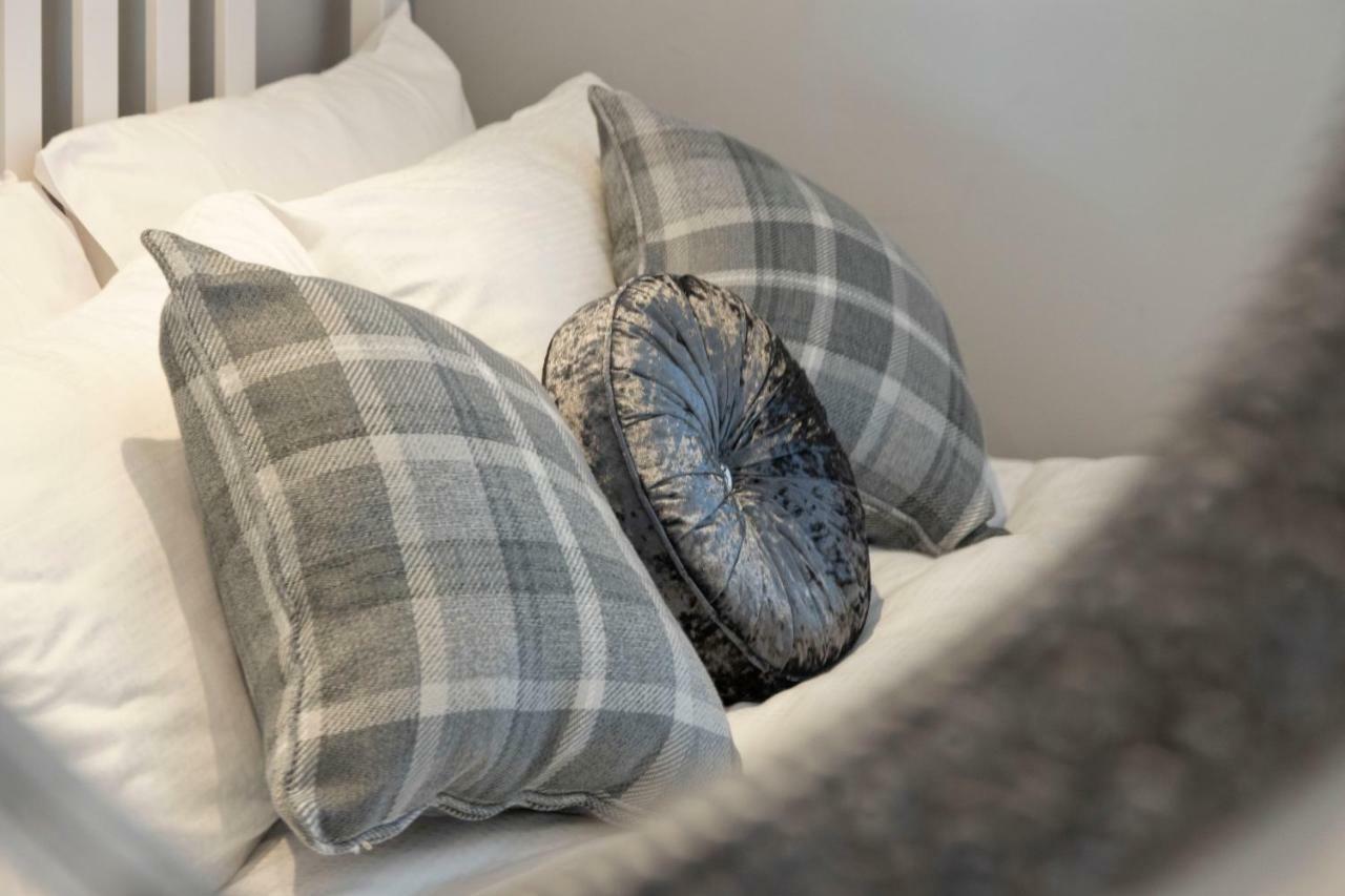 Chestnut House, Beautiful, spacious&comfortable Belfast Extérieur photo