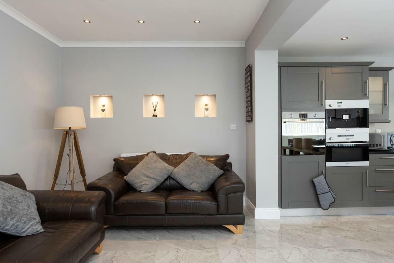 Chestnut House, Beautiful, spacious&comfortable Belfast Extérieur photo