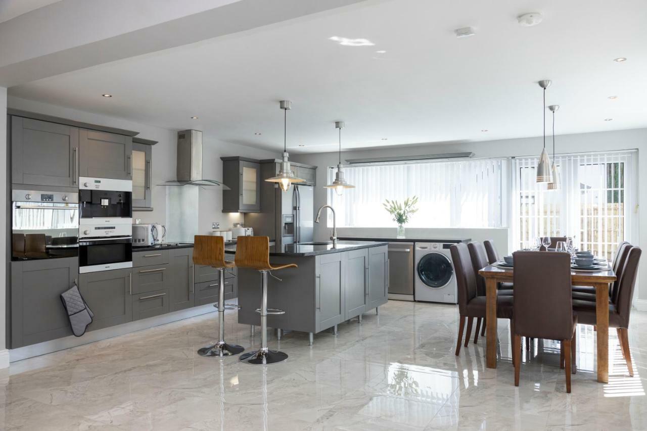 Chestnut House, Beautiful, spacious&comfortable Belfast Extérieur photo